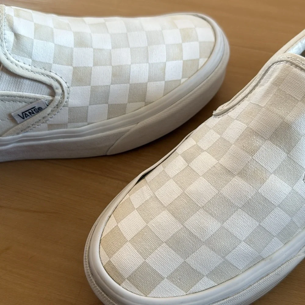 VANS CLASSIC CHECKERBOARD SLIP ON CANVAS SKATE SHOE CREAM WHITE SIZE M:5 W:6.5